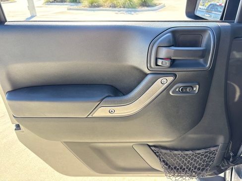 Used 2017 Jeep Wrangler Unlimited Sport w/ Quick Order Package 24S image 12