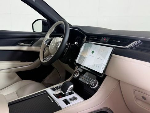 Certified 2026 Jaguar F-PACE R-Dynamic S image 35