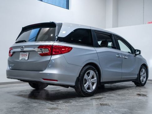 Used 2019 Honda Odyssey EX image 7