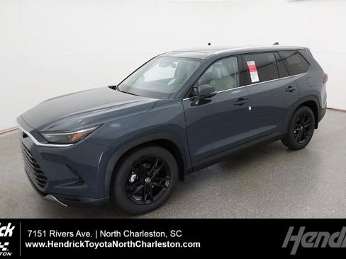 New 2026 Toyota Grand Highlander FWD image 1