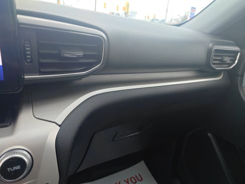 Used 2021 Ford Explorer XLT w/ Equipment Group 202A image 23