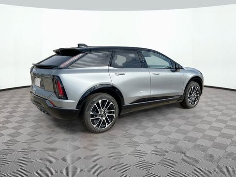 New 2025 Cadillac Optiq Sport 2 w/ LPO, Floor Liner Package AWD/4WD image 6