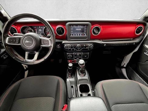 Used 2021 Jeep Wrangler Unlimited Rubicon w/ Cold Weather Group AWD/4WD image 14