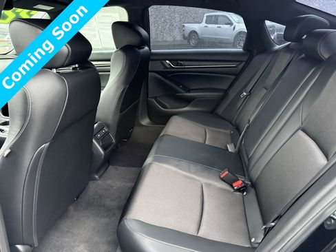 Used 2022 Honda Accord Sport image 11