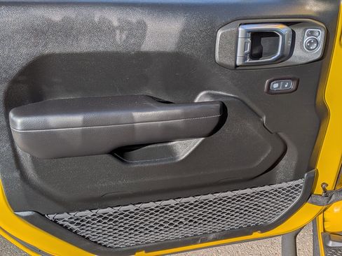 Used 2020 Jeep Wrangler Unlimited Sport S image 8