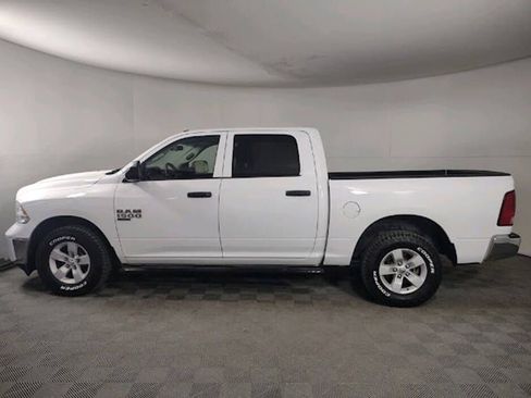 Used 2022 RAM 1500 Tradesman w/ Chrome Appearance Group AWD/4WD image 7