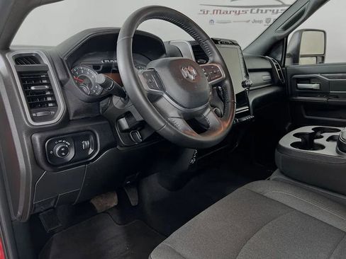 Used 2024 RAM 2500 Big Horn w/ Safety Group AWD/4WD image 10