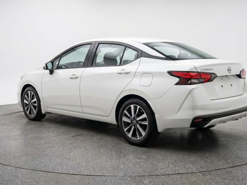 Used 2025 Nissan Versa SV FWD image 6
