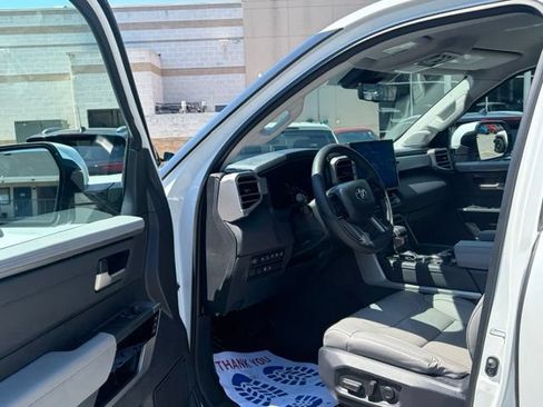 Used 2023 Toyota Tundra Limited AWD/4WD image 13