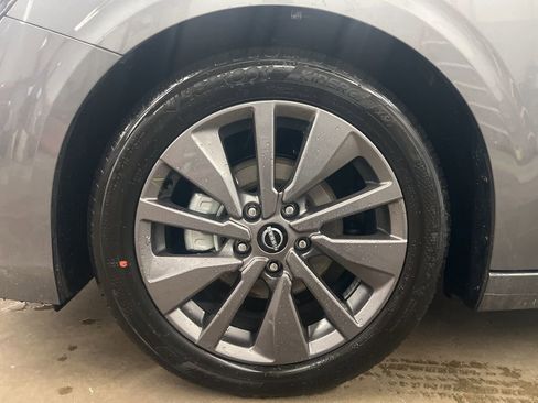 New 2026 Nissan Sentra SL w/ Floor Mat Package FWD image 21