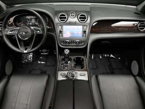 Used 2019 Bentley Bentayga AWD/4WD image 3
