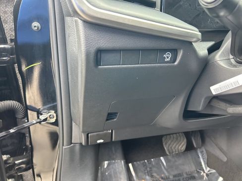 Used 2025 Nissan Kicks S FWD image 34