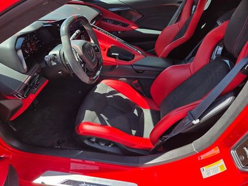 Certified 2023 Chevrolet Corvette Z06 w/ Stealth Interior Trim Package RWD image 10