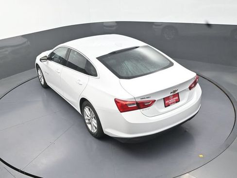 Used 2016 Chevrolet Malibu LT FWD image 27