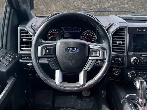 Used 2018 Ford F150 Lariat w/ Equipment Group 502A Luxury image 5