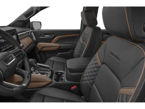 Used 2024 GMC Canyon Denali AWD/4WD image 11