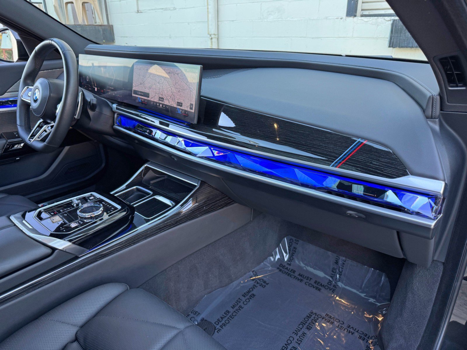 Used 2023 BMW 740i RWD image 15
