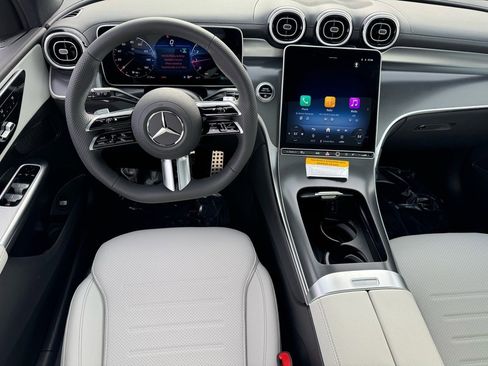 New 2026 Mercedes-Benz GLC 300 image 16