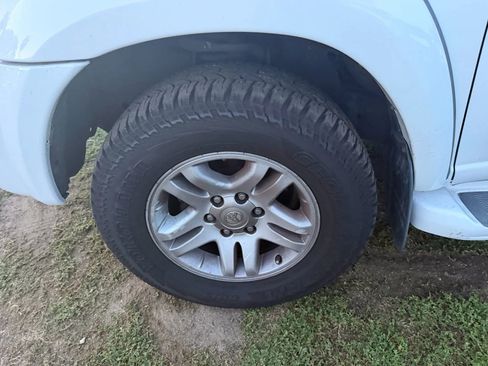 Used 2006 Toyota Sequoia Limited image 31