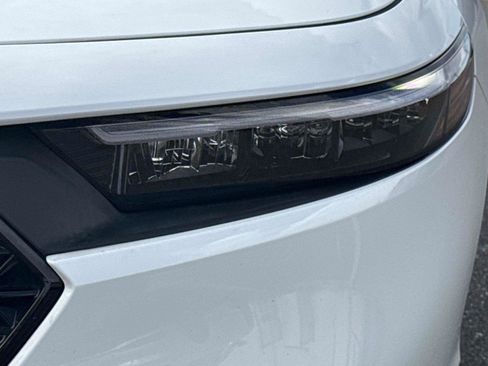 Certified 2024 Honda Accord EX image 10