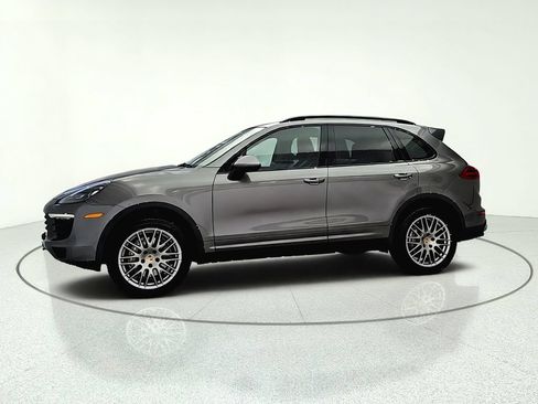 Used 2017 Porsche Cayenne S AWD/4WD image 4