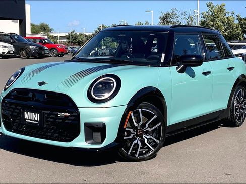 New 2026 MINI Cooper S image 2