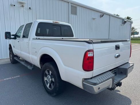 Used 2015 Ford F250 Lariat w/ Lariat Interior Package AWD/4WD image 9