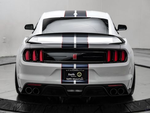 Used 2019 Ford Mustang Shelby GT350R w/ GT350R Equipment Group 920A RWD image 13