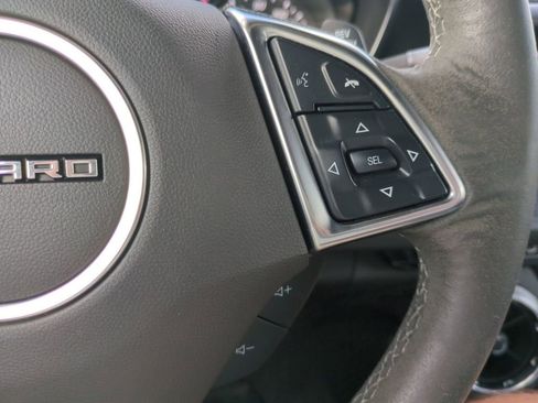 Certified 2021 Chevrolet Camaro SS RWD image 27