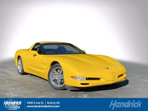 Used 2002 Chevrolet Corvette Coupe w/ Preferred Equipment Group2 image 1