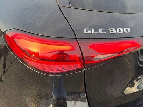 Used 2024 Mercedes-Benz GLC 300 image 10