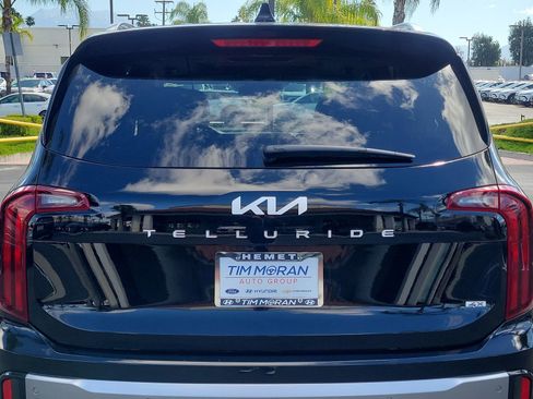 Used 2025 Kia Telluride S AWD/4WD image 28