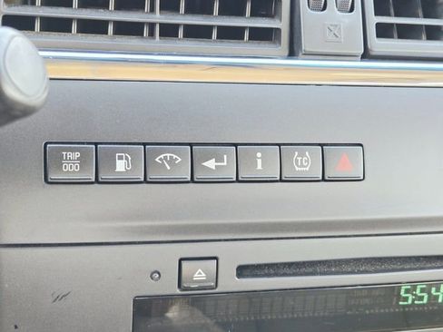 Used 2009 Buick LaCrosse CXL w/ Driver Confidence Package FWD image 23