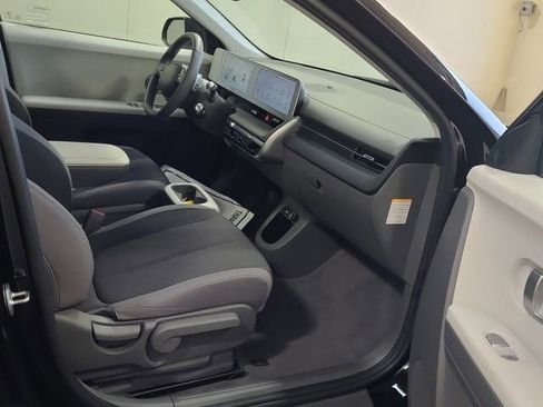 Used 2023 Hyundai Ioniq 5 SE RWD image 17