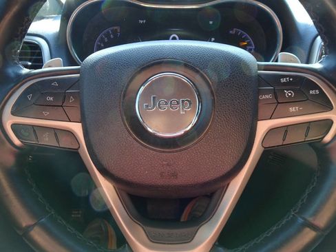 Used 2014 Jeep Grand Cherokee Laredo w/ Quick Order Package 23E AWD/4WD image 21