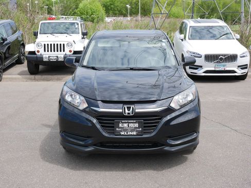 Used 2016 Honda HR-V LX image 2