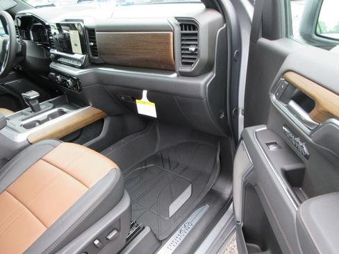New 2026 Chevrolet Silverado 1500 High Country AWD/4WD image 20