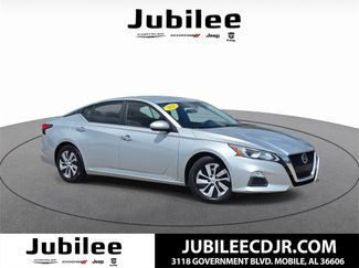 Used 2021 Nissan Altima 2.5 S image 1