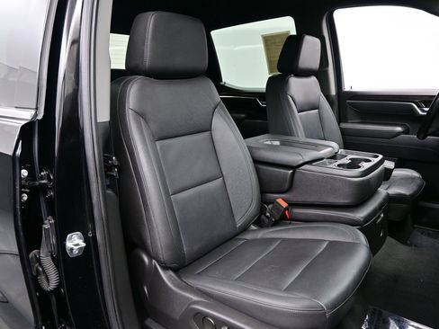 Used 2025 GMC Sierra 1500 SLT AWD/4WD image 15