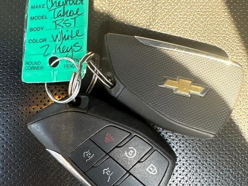 Used 2021 Chevrolet Tahoe RST w/ Luxury Package image 38