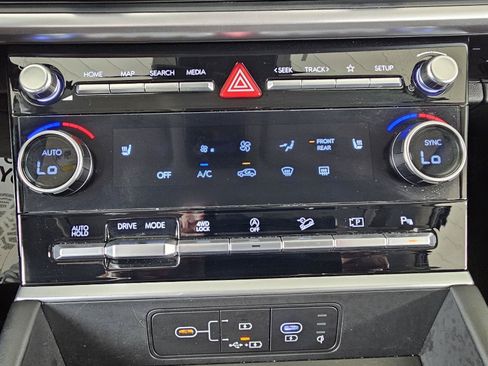 Used 2025 Hyundai Santa Fe SEL AWD/4WD image 26