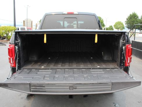 Used 2016 Ford F150 Lariat w/ Equipment Group 502A Luxury AWD/4WD image 19
