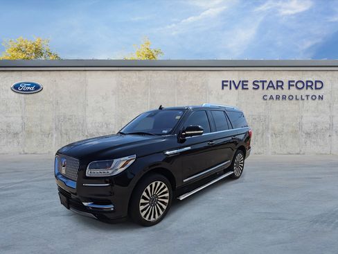Used 2020 Lincoln Navigator Reserve w/ Luxury Package image 4