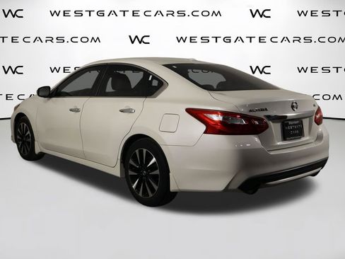 Used 2017 Nissan Altima 2.5 SL w/ Technology Package image 42