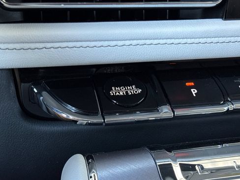 New 2026 Lincoln Aviator 2WD image 21