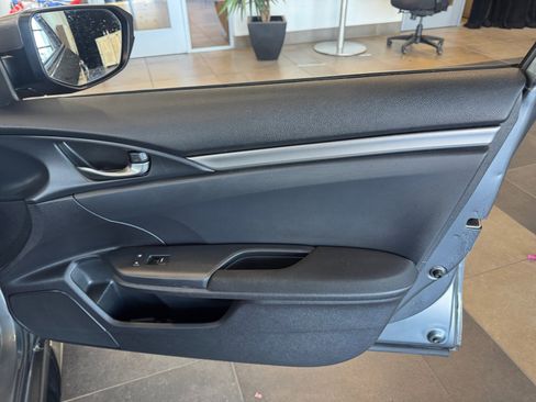 Used 2019 Honda Civic Sport image 16