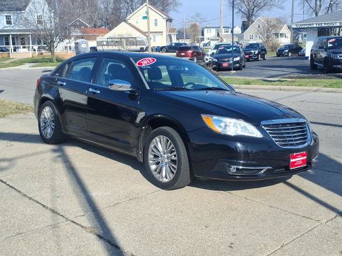 Used 2013 Chrysler 200 Limited w/ Sun/Sound Group FWD image 20