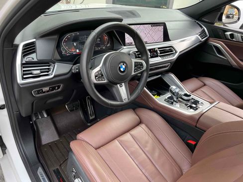 Used 2021 BMW X6 xDrive40i w/ Executive Package AWD/4WD image 3