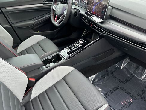 New 2026 Volkswagen GTI SE image 15