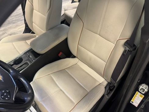 Used 2017 Chevrolet Impala Premier w/ Enhanced Convenience Package FWD image 12